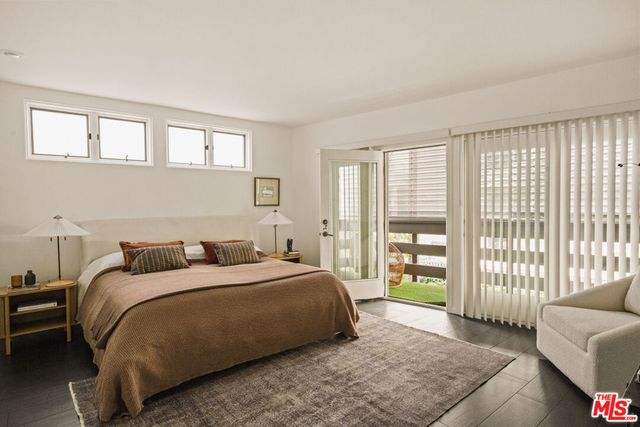 120 PACIFIC Avenue, Venice, CA 90291