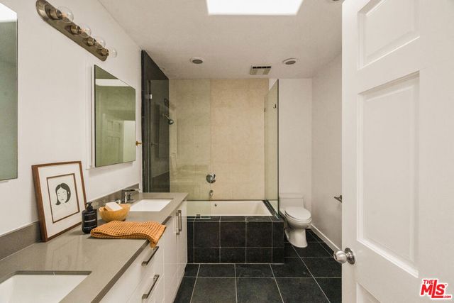 120 PACIFIC Avenue, Venice, CA 90291