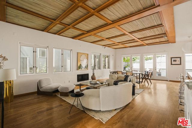 120 PACIFIC Avenue, Venice, CA 90291