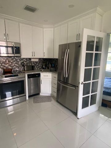 1413 NW 5TH Avenue, Fort Lauderdale, FL 33311
