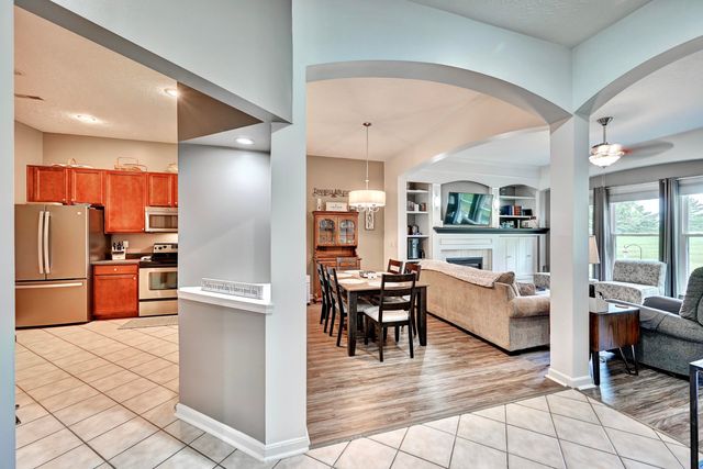 5804 Bunkers Avenue, 102B, Burlington, KY 41005