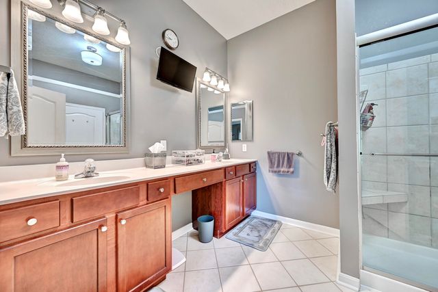 5804 Bunkers Avenue, 102B, Burlington, KY 41005