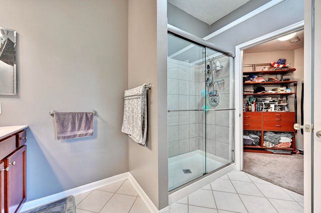 5804 Bunkers Avenue, 102B, Burlington, KY 41005