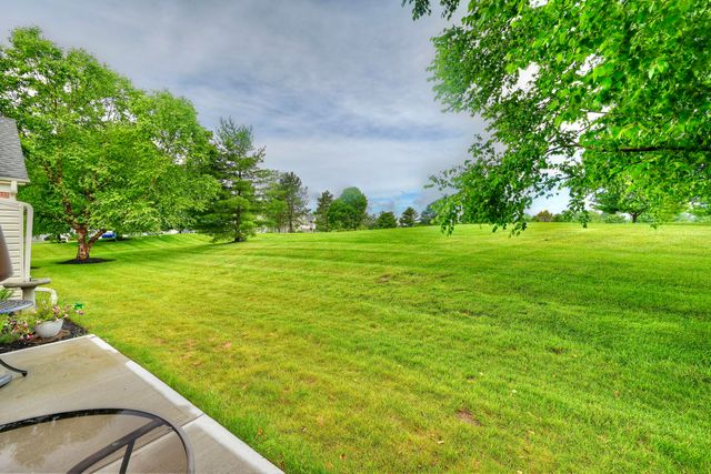 5804 Bunkers Avenue, 102B, Burlington, KY 41005