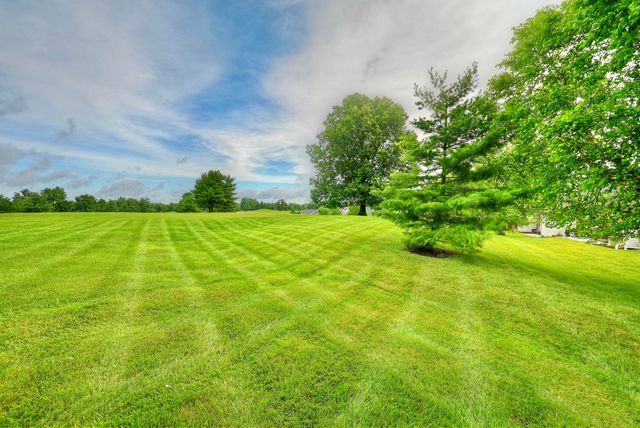 5804 Bunkers Avenue, 102B, Burlington, KY 41005