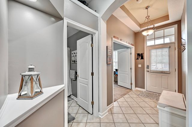 5804 Bunkers Avenue, 102B, Burlington, KY 41005