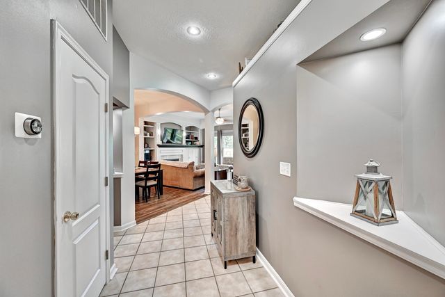 5804 Bunkers Avenue, 102B, Burlington, KY 41005