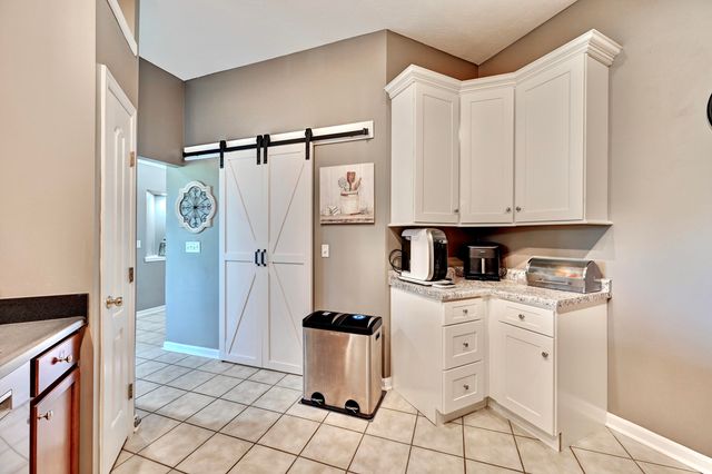 5804 Bunkers Avenue, 102B, Burlington, KY 41005
