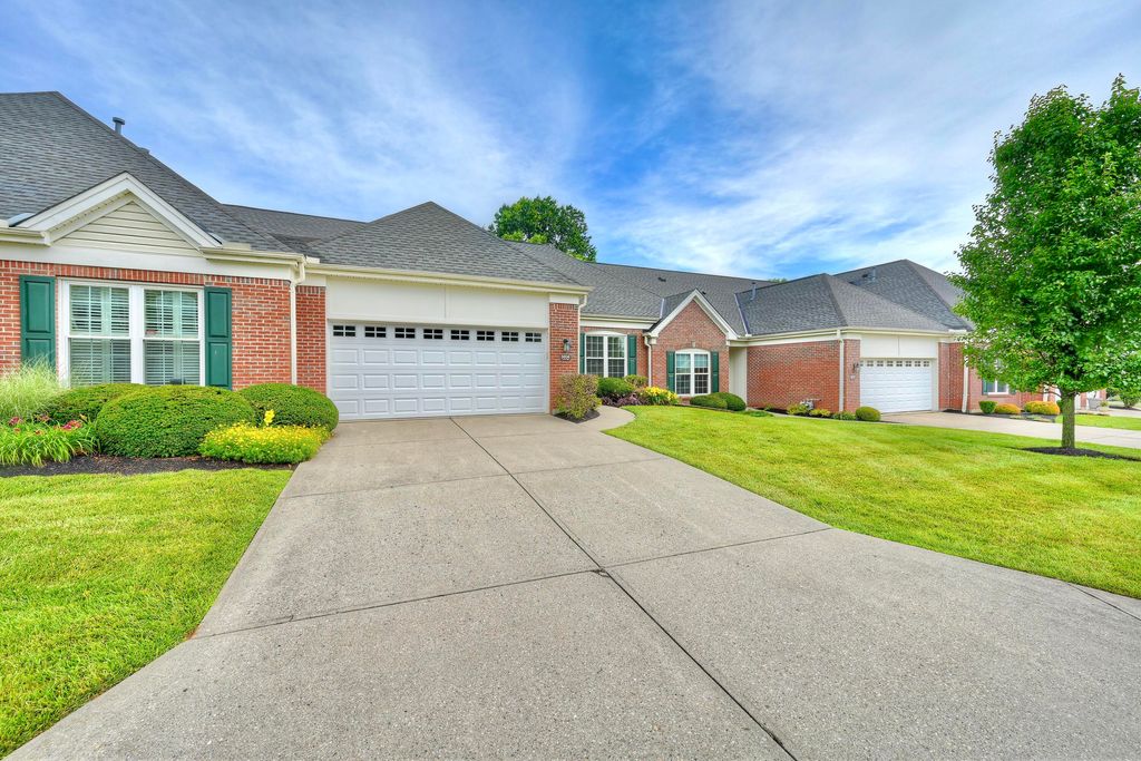 5804 Bunkers Avenue, 102B, Burlington, KY 41005