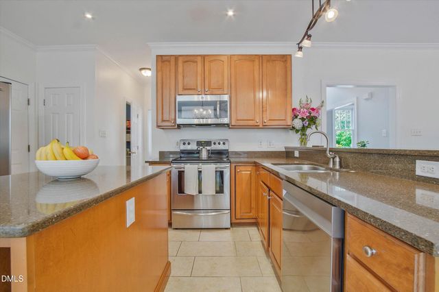 1007 Newington Way, Apex, NC 27502