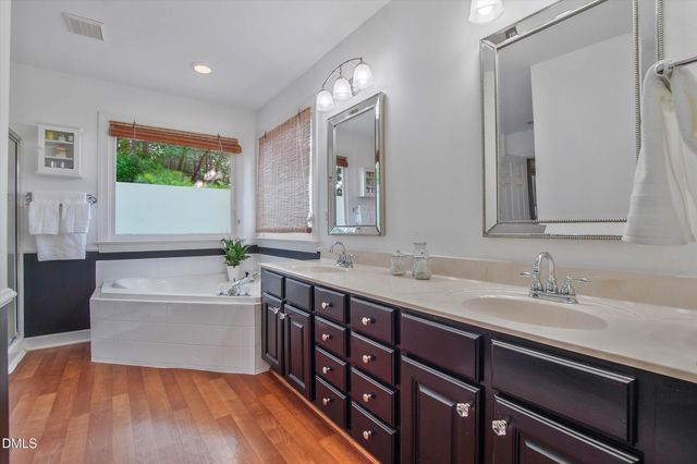 1007 Newington Way, Apex, NC 27502