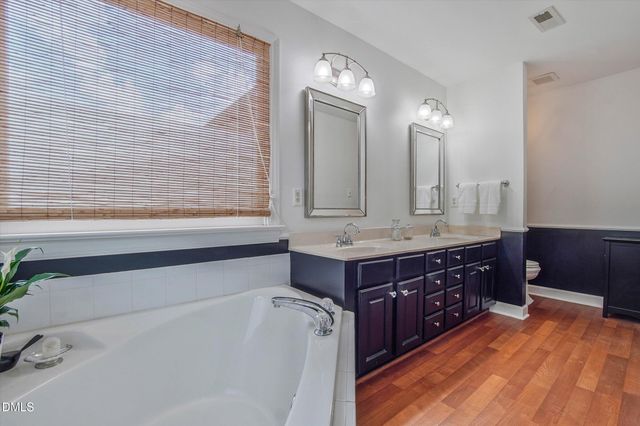 1007 Newington Way, Apex, NC 27502