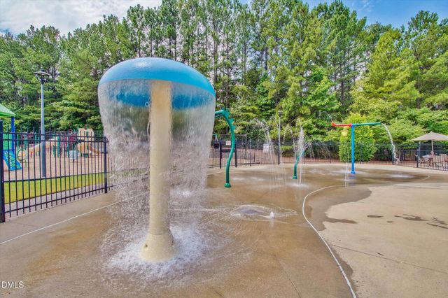 1007 Newington Way, Apex, NC 27502