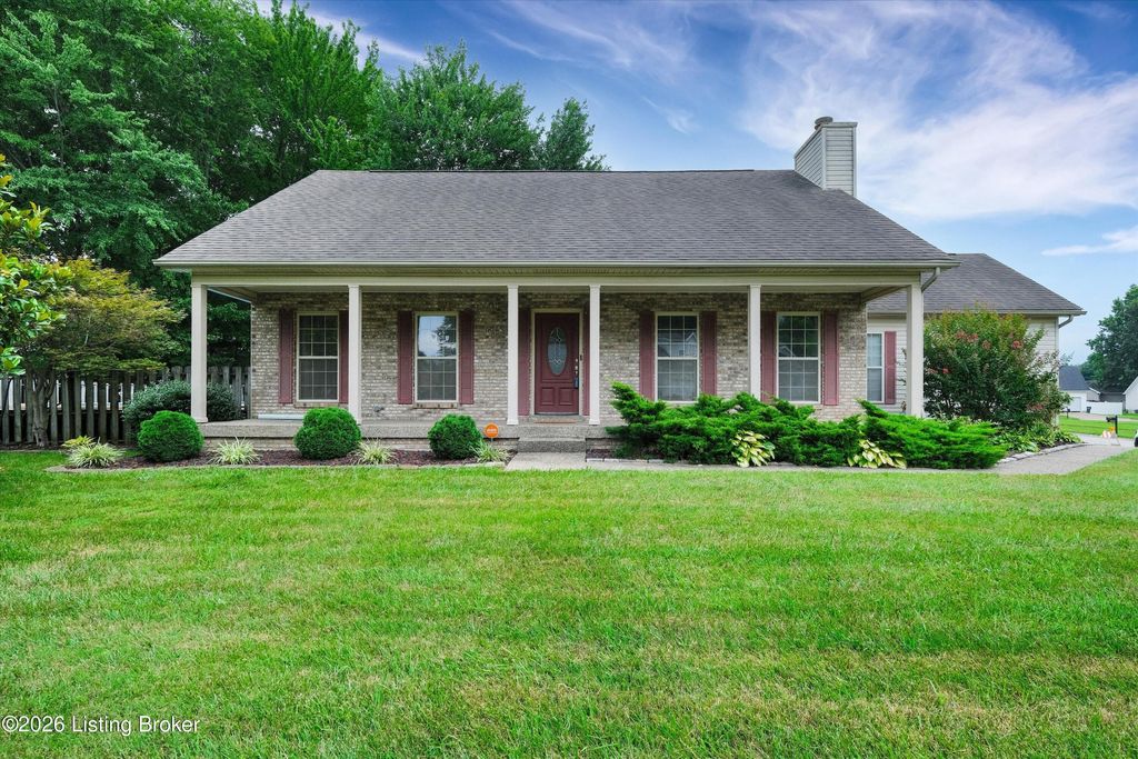 5514 Woodcross Pl, Louisville, KY 40229