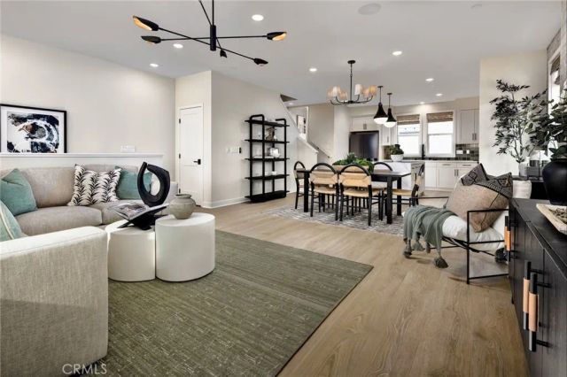 965 Angelene Rd 27, Covina, CA 91722
