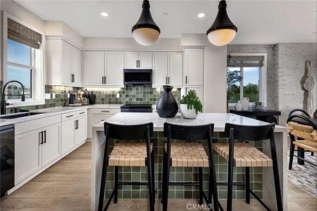 965 Angelene Rd 27, Covina, CA 91722