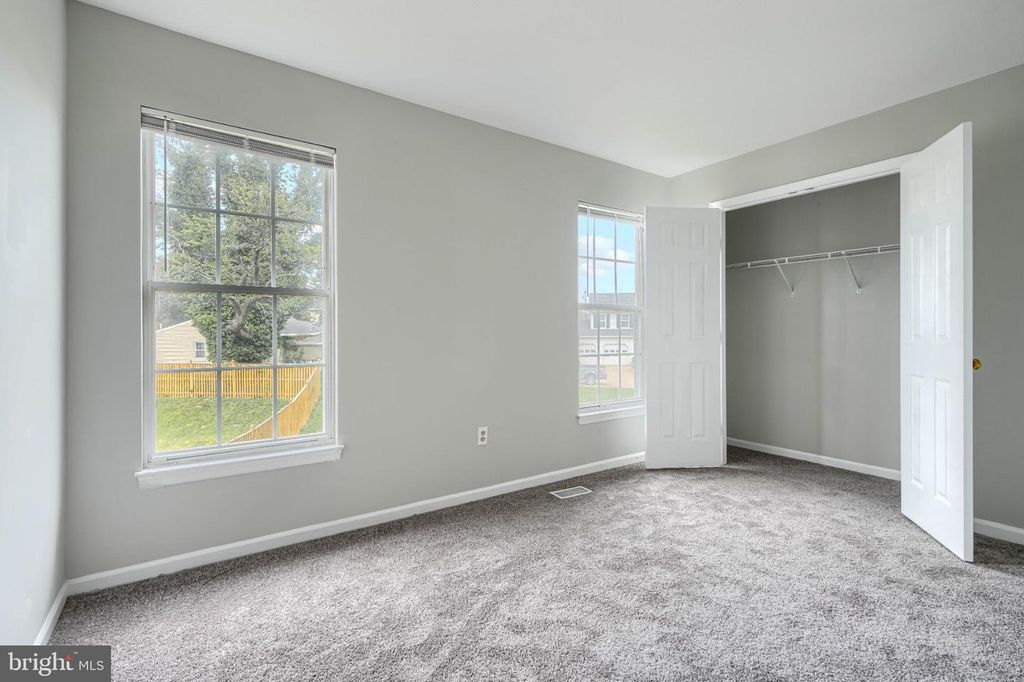 Image 34 of property listing at 20 SUNRISE CT, Randallstown, MD 21133