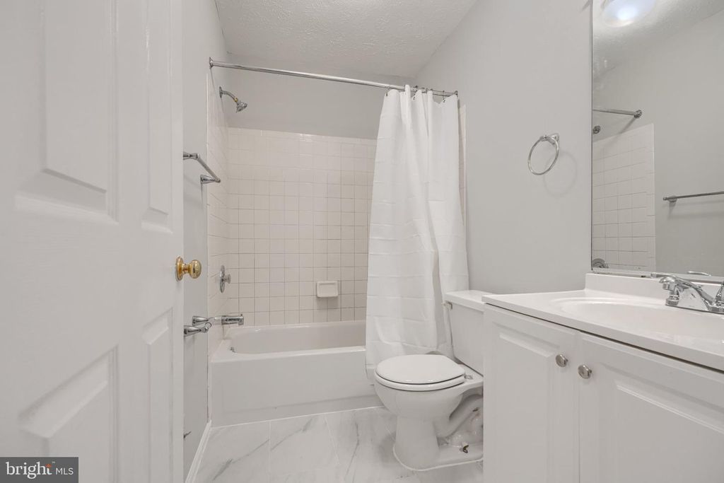 Image 36 of property listing at 20 SUNRISE CT, Randallstown, MD 21133
