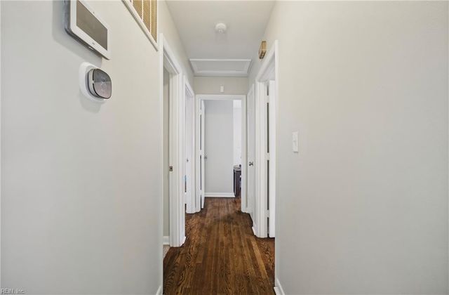 220 Manchester DR, Hampton, VA 23666