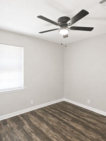 4412 Central Lane, Balch Springs, TX 75180