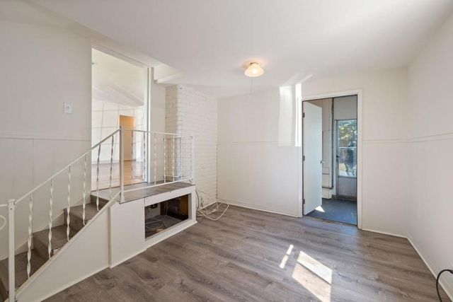 921 Hall Street, San Carlos, CA 94070