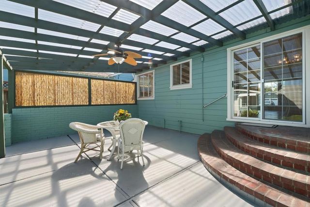 921 Hall Street, San Carlos, CA 94070
