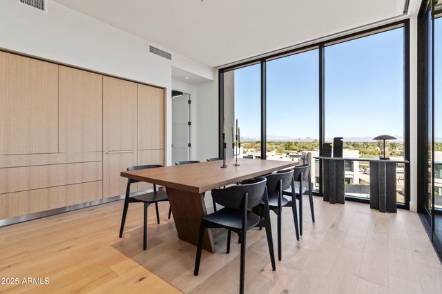 5000 N CAMELBACK RIDGE Drive 302, Scottsdale, AZ 85251