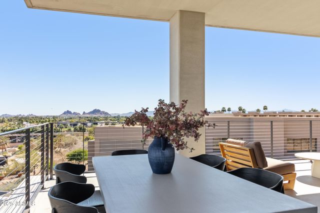5000 N CAMELBACK RIDGE Drive 302, Scottsdale, AZ 85251