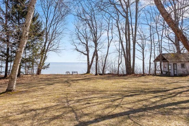 3607 S 10th Street, Manitowoc, WI 54220