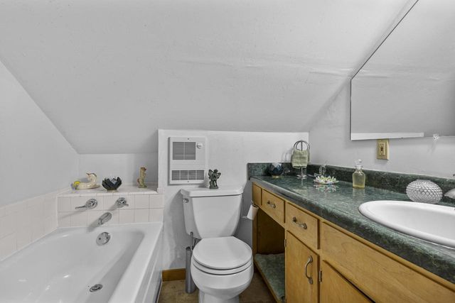 3607 S 10th Street, Manitowoc, WI 54220