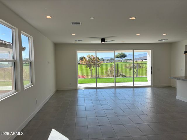 10862 N BROWNSVILLE Lane, Surprise, AZ 85388