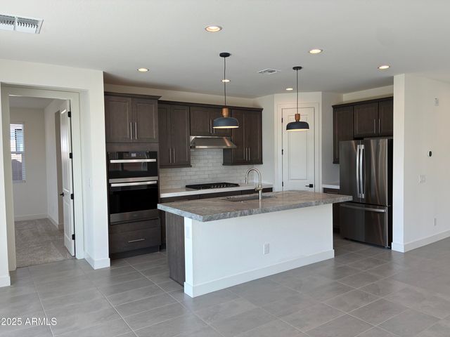 10862 N BROWNSVILLE Lane, Surprise, AZ 85388