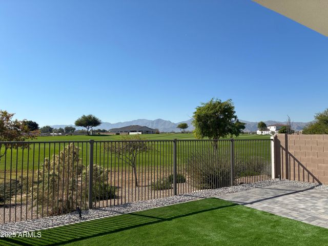 10862 N BROWNSVILLE Lane, Surprise, AZ 85388