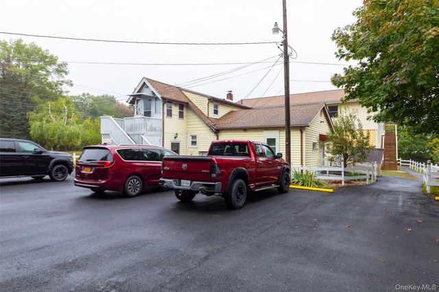 1030 Route 199, Red Hook, NY 12571