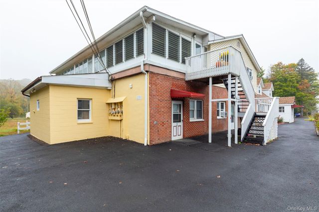 1030 Route 199, Red Hook, NY 12571