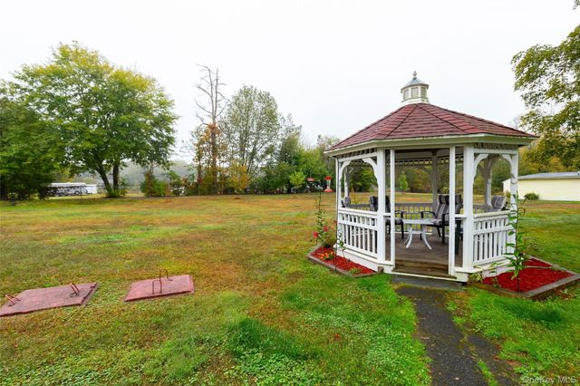 1030 Route 199, Red Hook, NY 12571