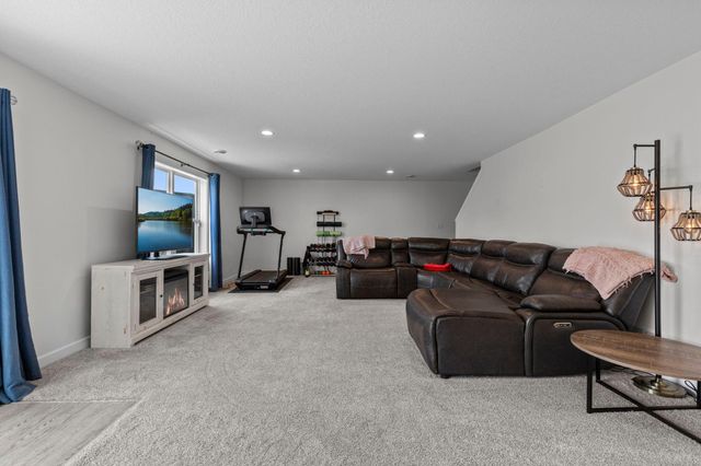14162 Dallas Lane N, Dayton, MN 55327