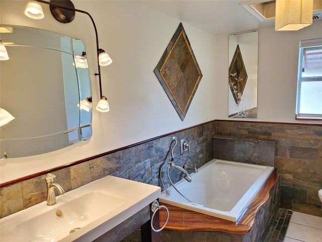 1506 Del Norte Street, Houston, TX 77018