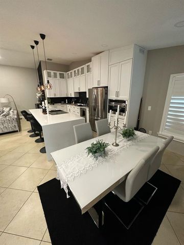 8127 LESIA CIRCLE, Orlando, FL 32835