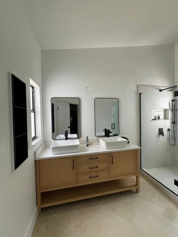 8127 LESIA CIRCLE, Orlando, FL 32835