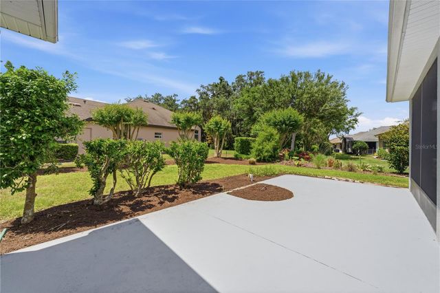 8061 WATERBURY WAY, Mount Dora, FL 32757