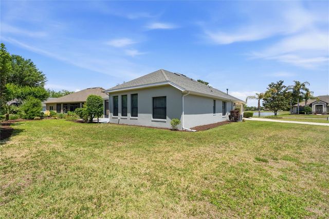 8061 WATERBURY WAY, Mount Dora, FL 32757