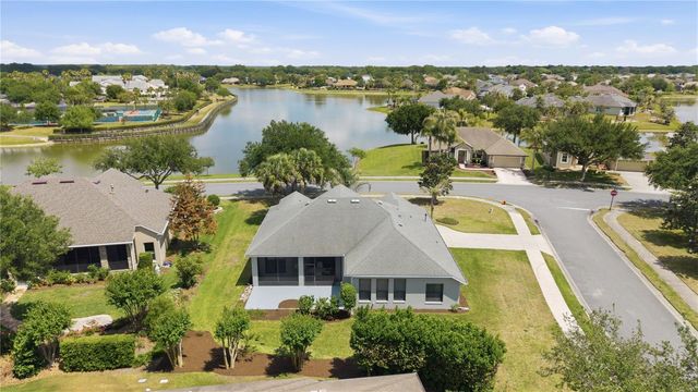8061 WATERBURY WAY, Mount Dora, FL 32757