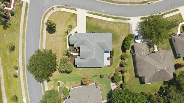 8061 WATERBURY WAY, Mount Dora, FL 32757