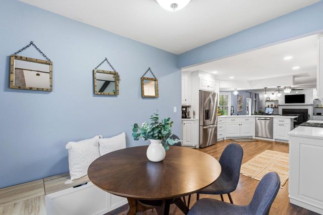 10653 Beacon Hill COURT, Franklin, WI 53132