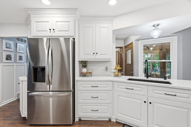10653 Beacon Hill COURT, Franklin, WI 53132