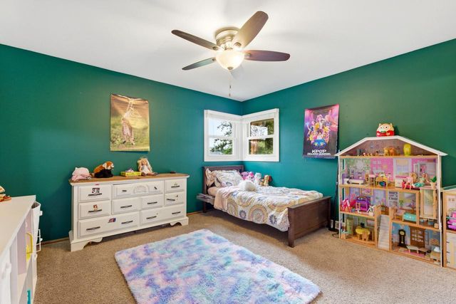 10653 Beacon Hill COURT, Franklin, WI 53132