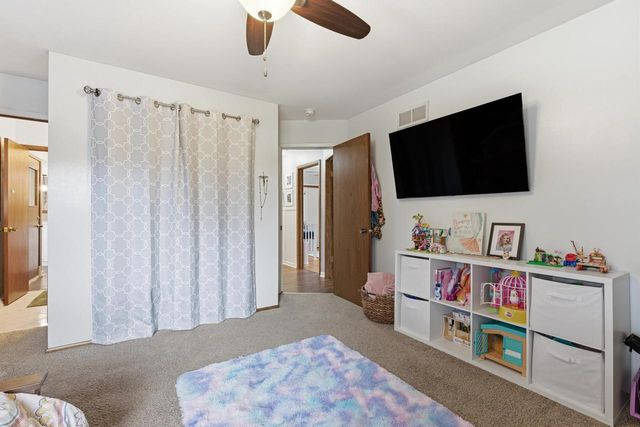 10653 Beacon Hill COURT, Franklin, WI 53132