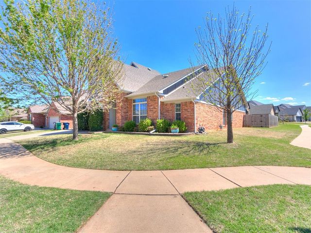2220 NW 182nd Street, Edmond, OK 73012