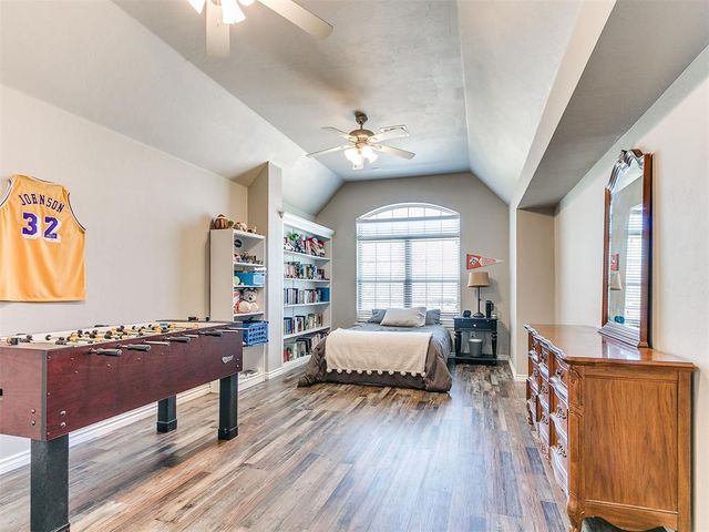 2220 NW 182nd Street, Edmond, OK 73012